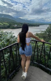 LAURA , NUEVA APENAS LLEGADA ALA ZONA TE ESPERO MOR