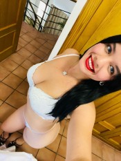 EMMA , JOVENCITA ENCANTADORA ,TE DEJO QUE TE CORRAS EN MI BOQUITA